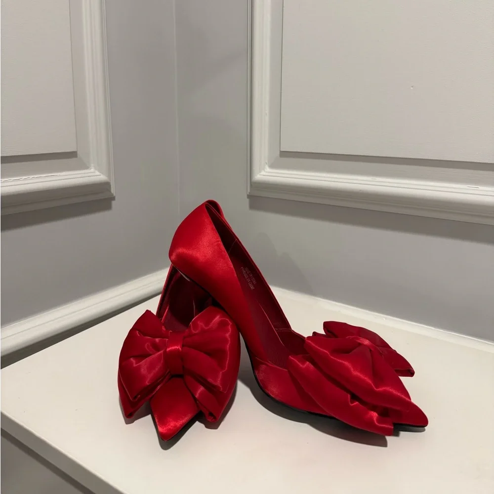 Jeffrey Campbell Red Satin Heels with Bow Detail - Picture 4 of 9